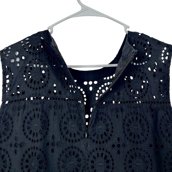 Saks Fifth Avenue Black Eyelet Sleeveless Top – Size Large - Picture 4 of 8